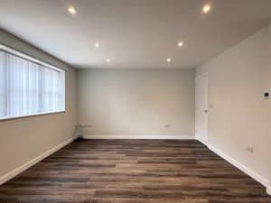 Living area- click for photo gallery